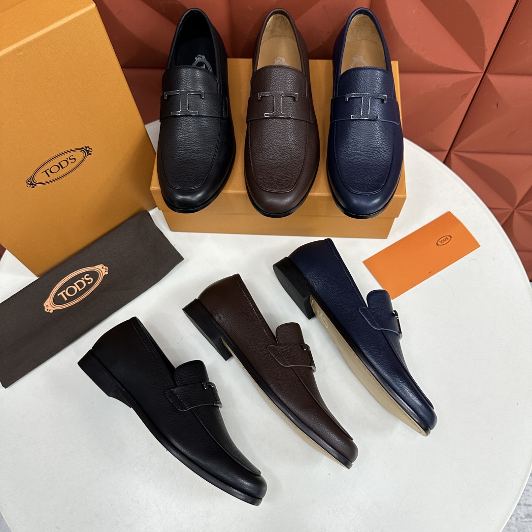 💋💍TOD*S 新品  托德-斯  皮革五金扣乐福鞋  官方   7,600   本款乐福鞋以柔软荔枝纹