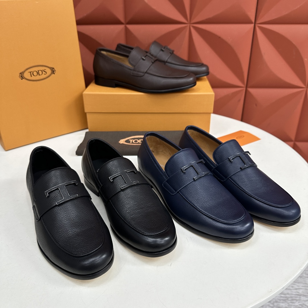 💋💍TOD*S 新品  托德-斯  皮革五金扣乐福鞋  官方   7,600   本款乐福鞋以柔软荔枝纹