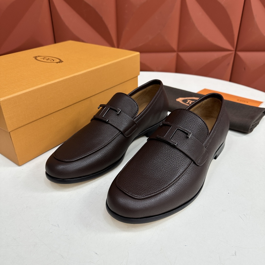 💋💍TOD*S 新品  托德-斯  皮革五金扣乐福鞋  官方   7,600   本款乐福鞋以柔软荔枝纹