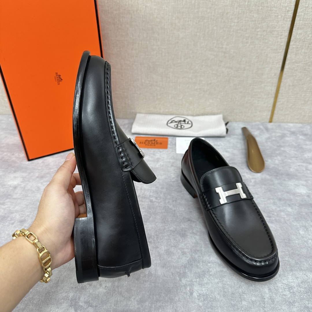 💋💍 H家  爱马-仕 新品Destin乐福鞋  官方 12.360  新款男士便鞋上🆕   一脚蹬套脚