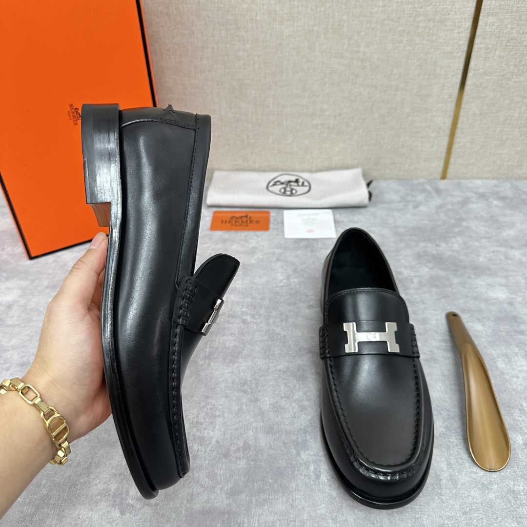 💋💍 H家  爱马-仕 新品Destin乐福鞋  官方 12.360  新款男士便鞋上🆕   一脚蹬套脚