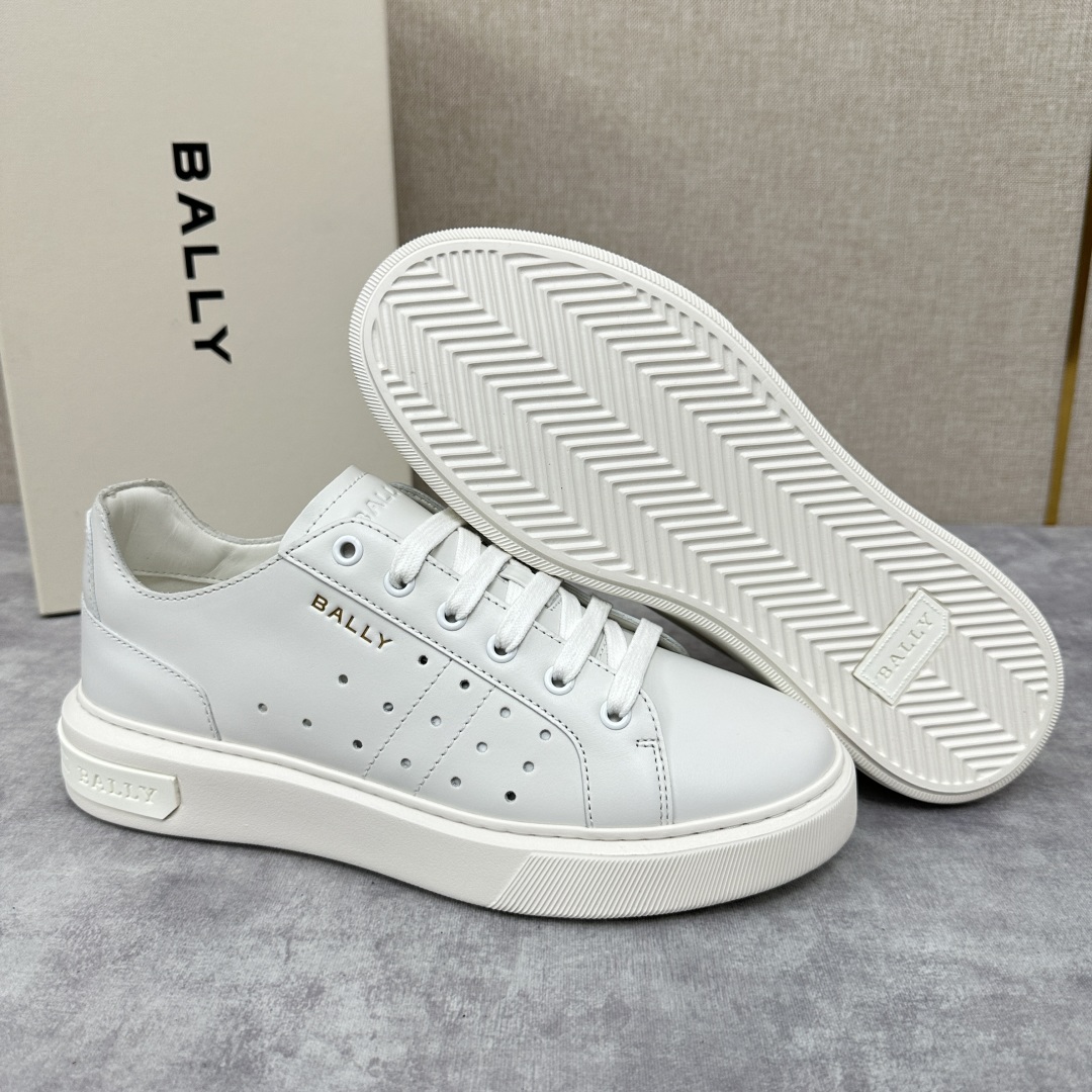 💋💍BL家 新款 巴-利 厚底运动鞋 厚底3.5厘米 轻便大底上脚一点也不厚重 非常轻便 采用进口是牛皮