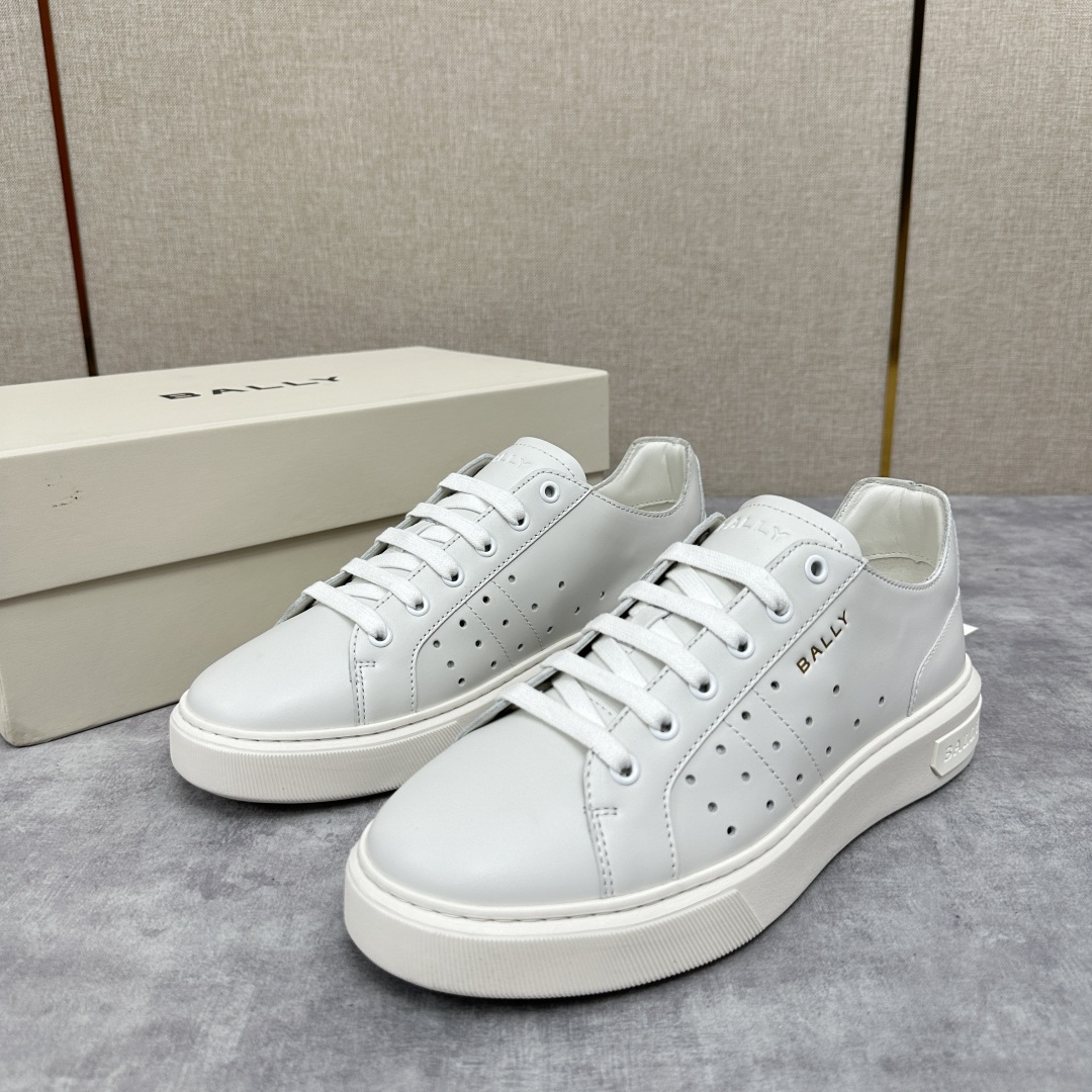 💋💍BL家 新款 巴-利 厚底运动鞋 厚底3.5厘米 轻便大底上脚一点也不厚重 非常轻便 采用进口是牛皮