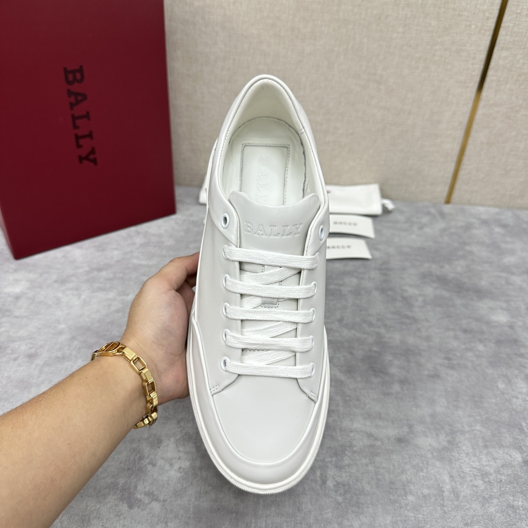 💋💍BL家 新款 巴-利 厚底运动鞋 厚底3.5厘米 轻便大底上脚一点也不厚重 非常轻便 采用进口牛皮打