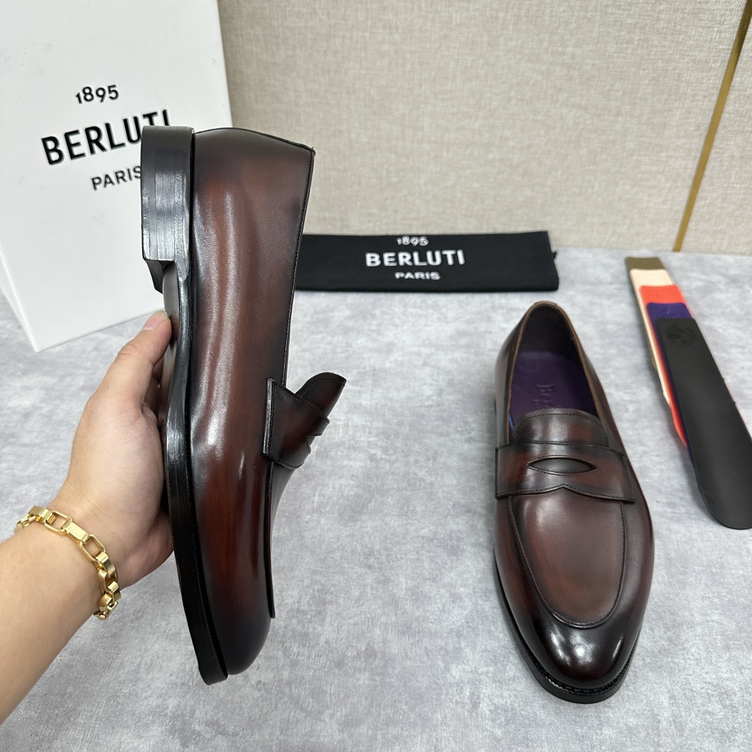 💋💍Berlut* 布鲁提  新款男士手工擦色乐福鞋皮鞋出货 ，渠道精品，一脚蹬简便款司机鞋 甄选优质进