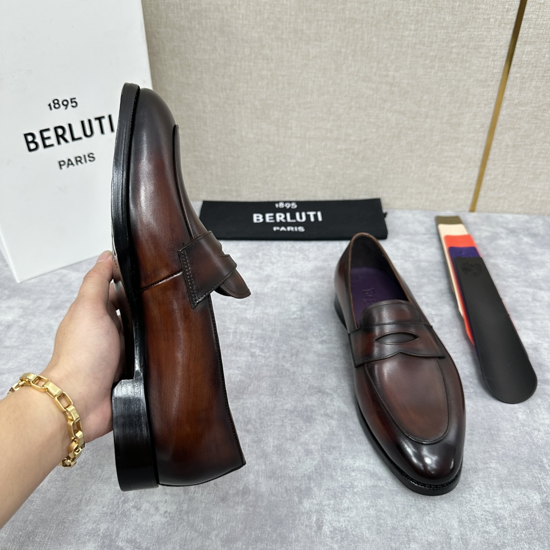 💋💍Berlut* 布鲁提  新款男士手工擦色乐福鞋皮鞋出货 ，渠道精品，一脚蹬简便款司机鞋 甄选优质进