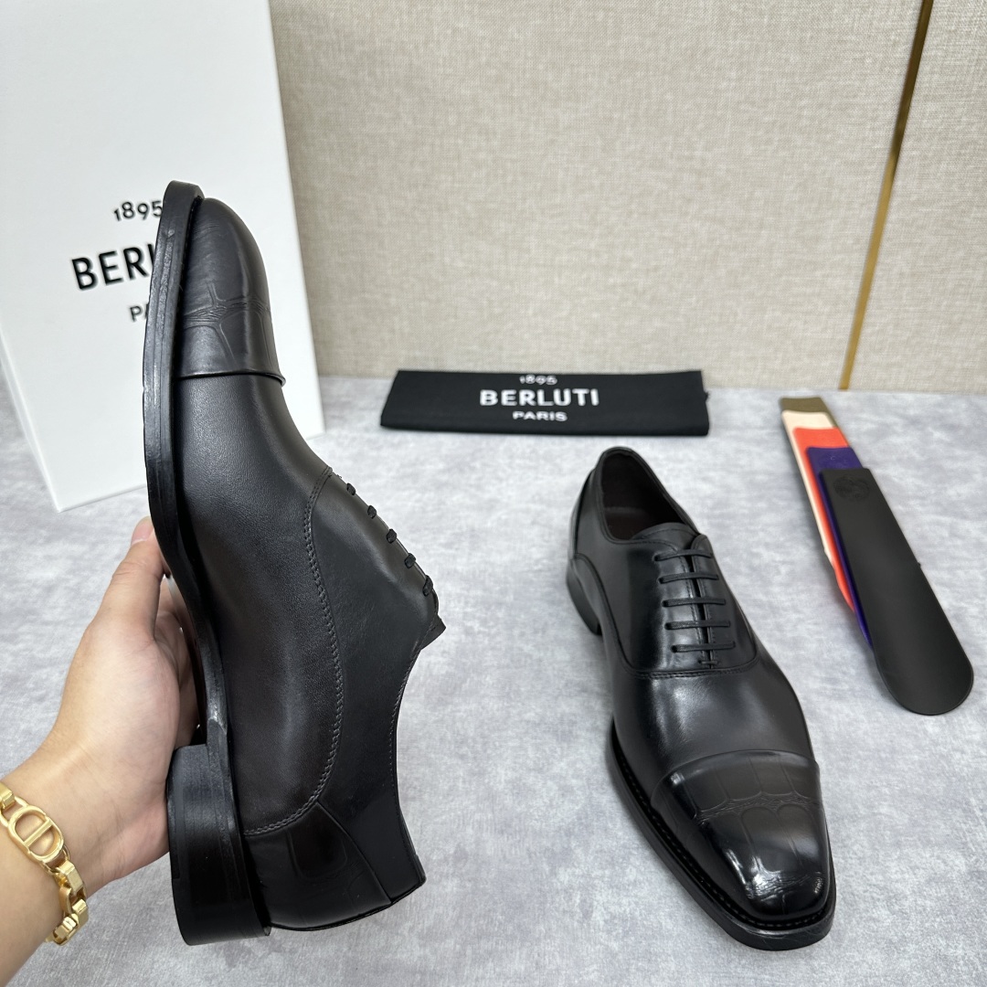 💋💍新款Berlut* 布鲁提 手工精品男士皮鞋  专柜同步火热款 固纯手工上色工艺 意大利进口皮胚  