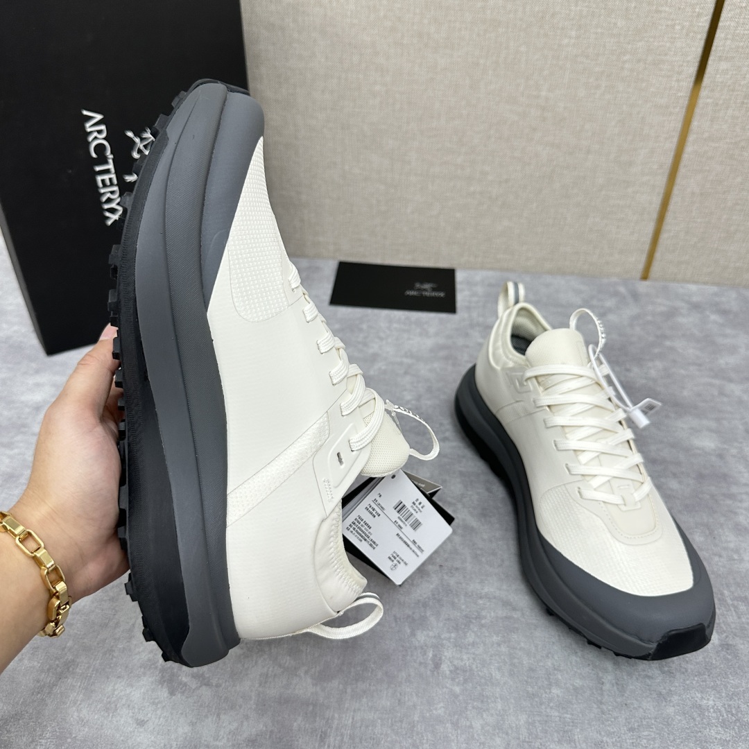💋💍始祖*鸟 Arc'teryx 新品发布 Kopec GTX 新款男士户外徒步跑鞋 这款运