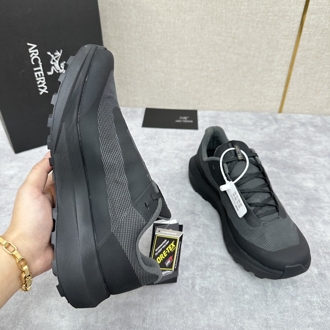 💋💍始祖*鸟 Arc'teryx 新品发布 Kopec GTX 新款男士户外徒步跑鞋 这款运