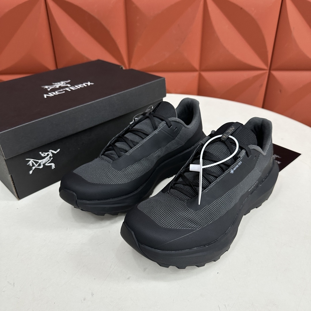 💋💍始祖*鸟 Arc'teryx 新品发布 Kopec GTX 新款男士户外徒步跑鞋 这款运