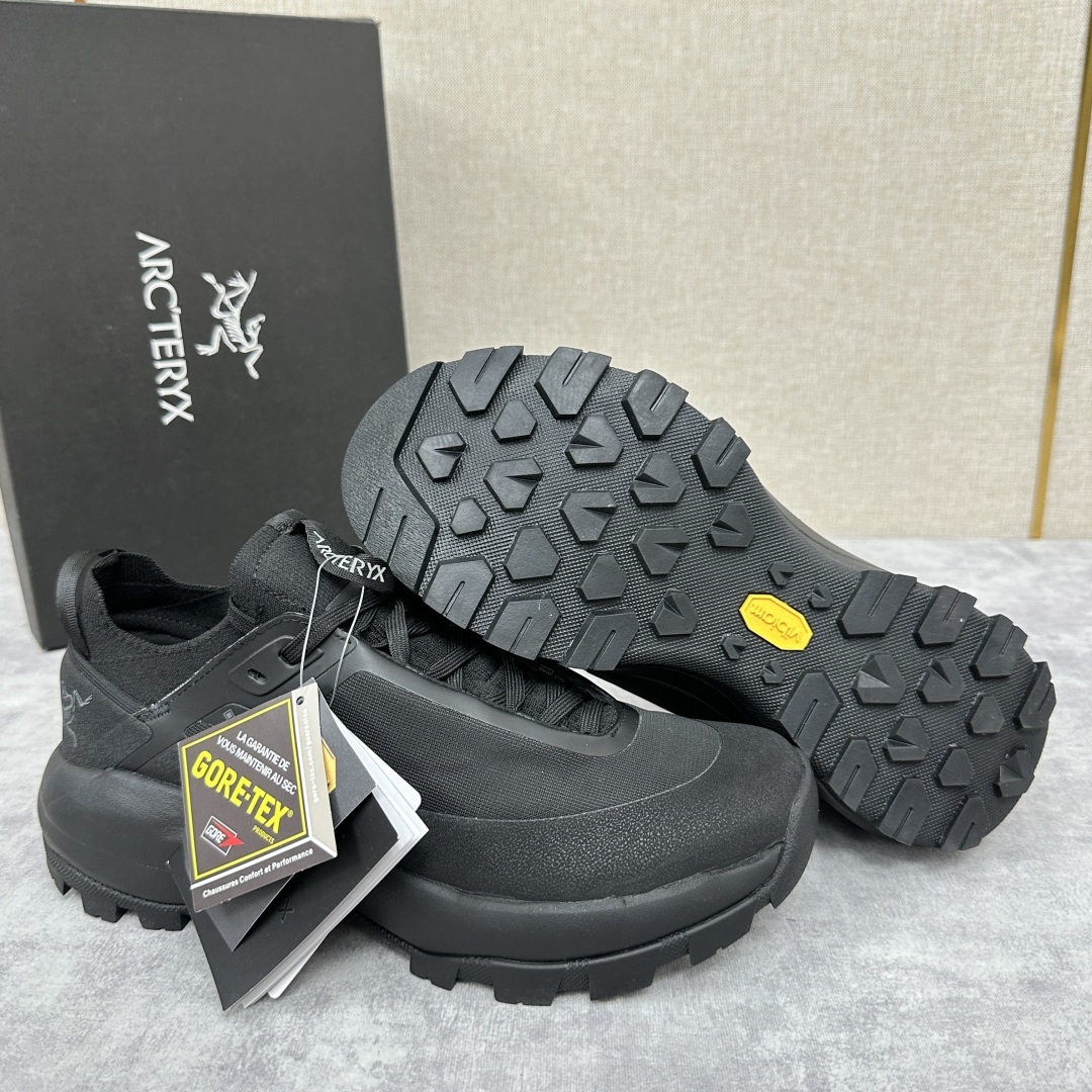 💋💍始祖*鸟 Arc'teryx 新品发布 Kopec GTX 新款男士户外徒步跑鞋 这款运