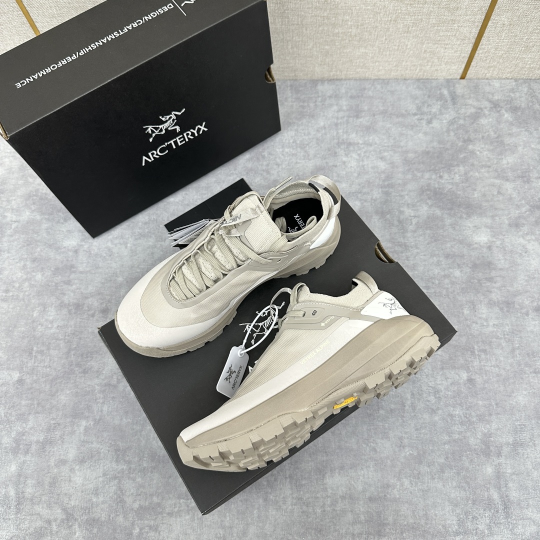 💋💍始祖*鸟 Arc'teryx 新品发布 Kopec GTX 新款男士户外徒步跑鞋 这款运