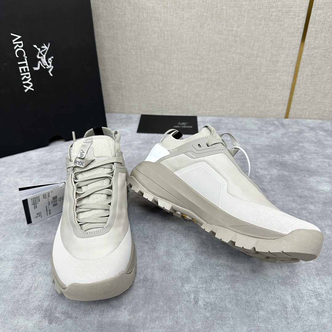 💋💍始祖*鸟 Arc'teryx 新品发布 Kopec GTX 新款男士户外徒步跑鞋 这款运