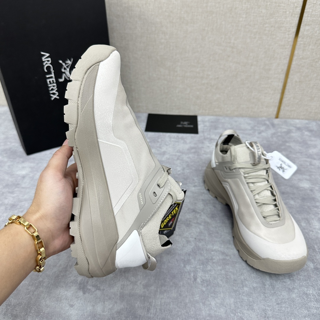💋💍始祖*鸟 Arc'teryx 新品发布 Kopec GTX 新款男士户外徒步跑鞋 这款运