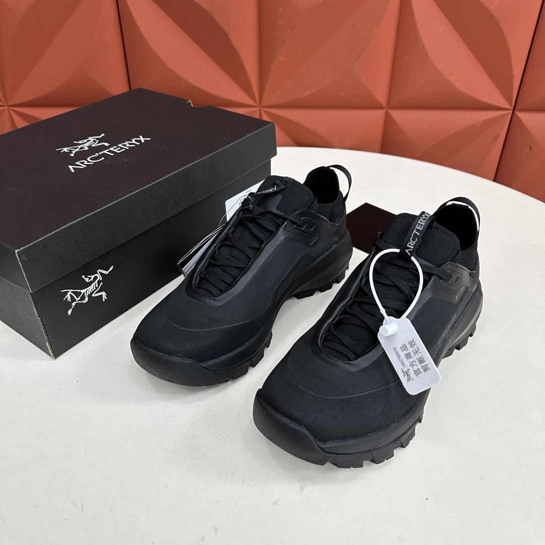 💋💍始祖*鸟 Arc'teryx 新品发布 Kopec GTX 新款男士户外徒步跑鞋 这款运