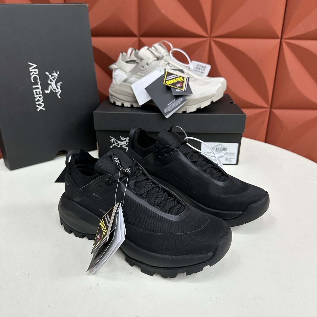 💋💍始祖*鸟 Arc'teryx 新品发布 Kopec GTX 新款男士户外徒步跑鞋 这款运