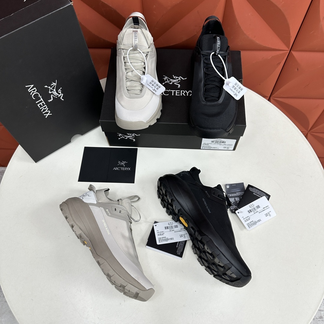 💋💍始祖*鸟 Arc'teryx 新品发布 Kopec GTX 新款男士户外徒步跑鞋 这款运