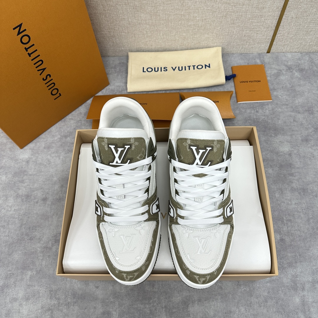 💋💍 L 家TRAINER 👫情侣👫运动鞋抢先发售  作为男装艺术总监 Virgi* Abloh 的挚爱