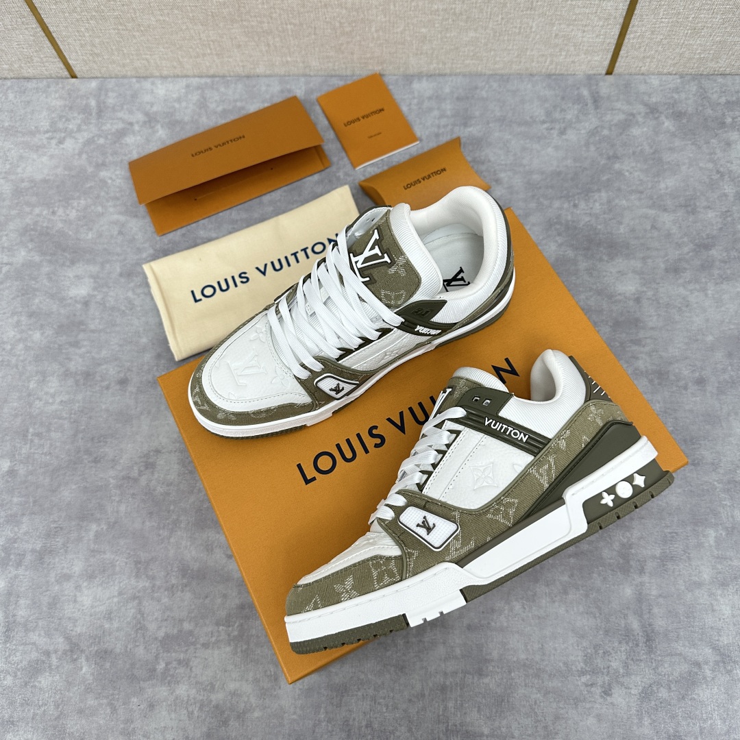 💋💍 L 家TRAINER 👫情侣👫运动鞋抢先发售  作为男装艺术总监 Virgi* Abloh 的挚爱