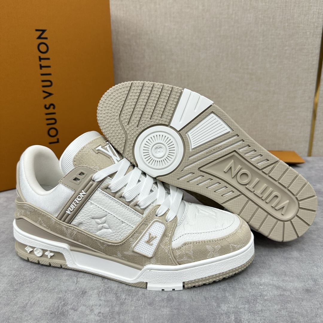 💋💍 L 家TRAINER 👫情侣👫运动鞋抢先发售  作为男装艺术总监 Virgi* Abloh 的挚爱