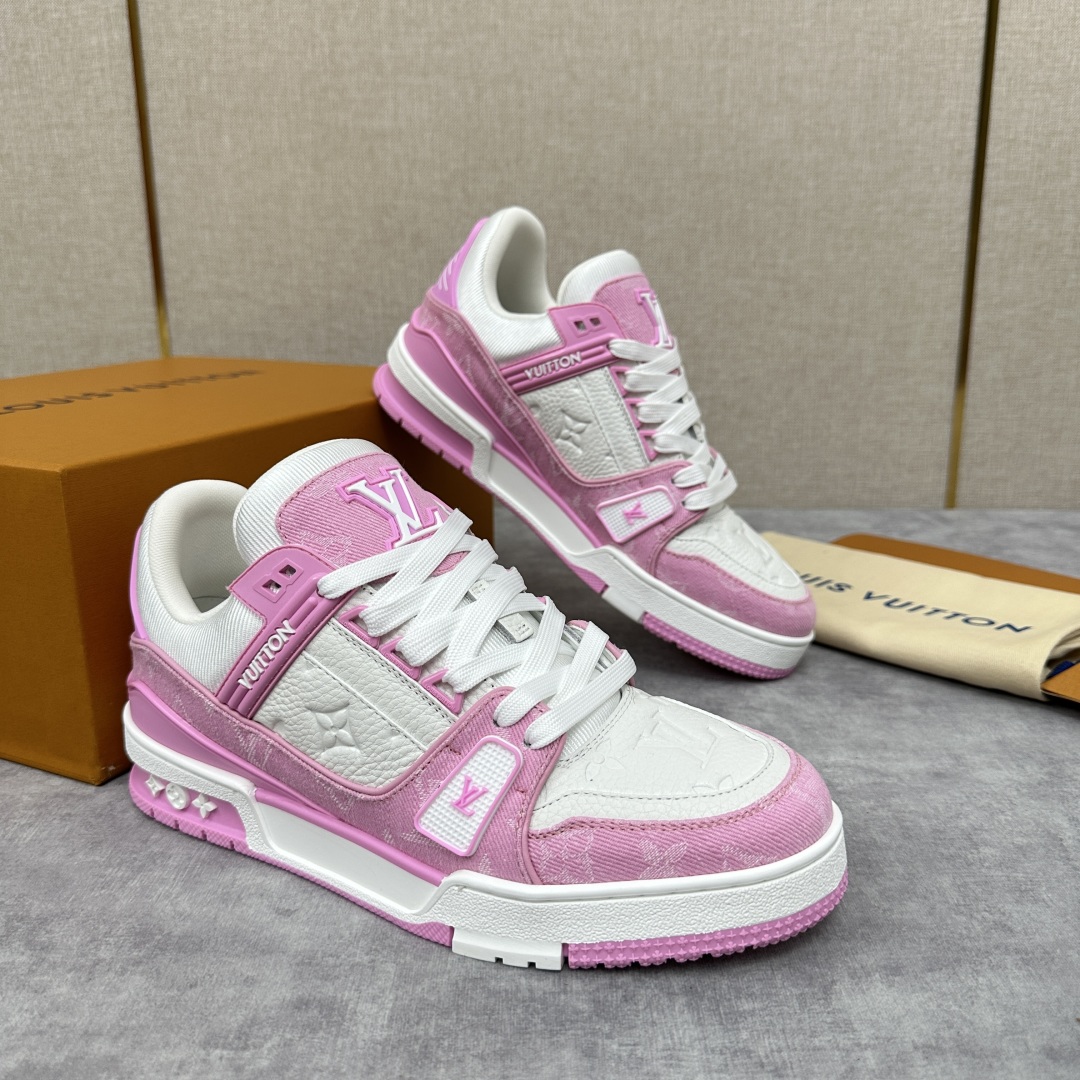 💋💍 L 家TRAINER 👫情侣👫运动鞋抢先发售  作为男装艺术总监 Virgi* Abloh 的挚爱