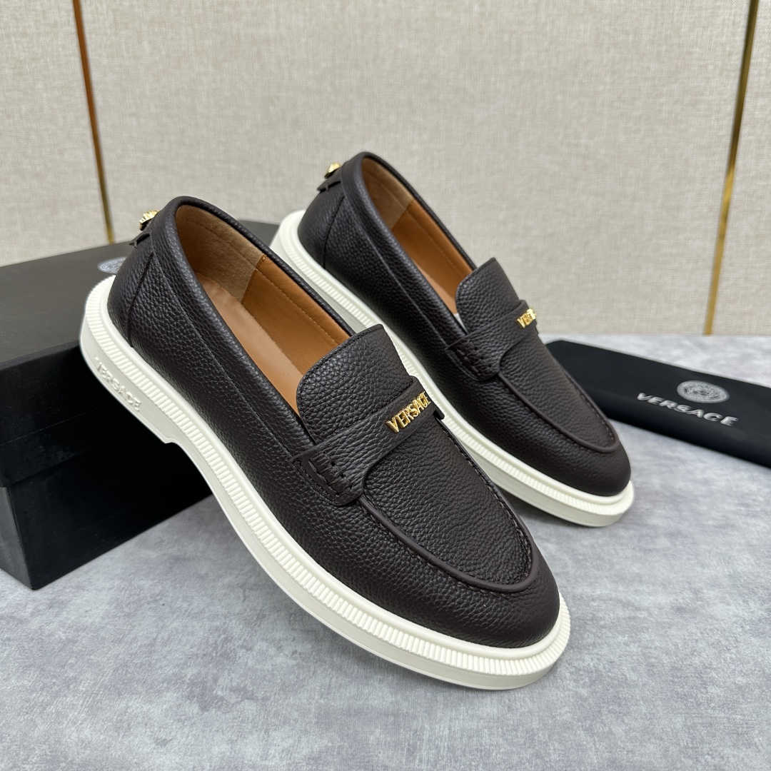 💋💍VS家新品   Versa*  范思-哲   意大利男士休闲乐福鞋上新🆕！这个意大利纯手工鞋履品牌的