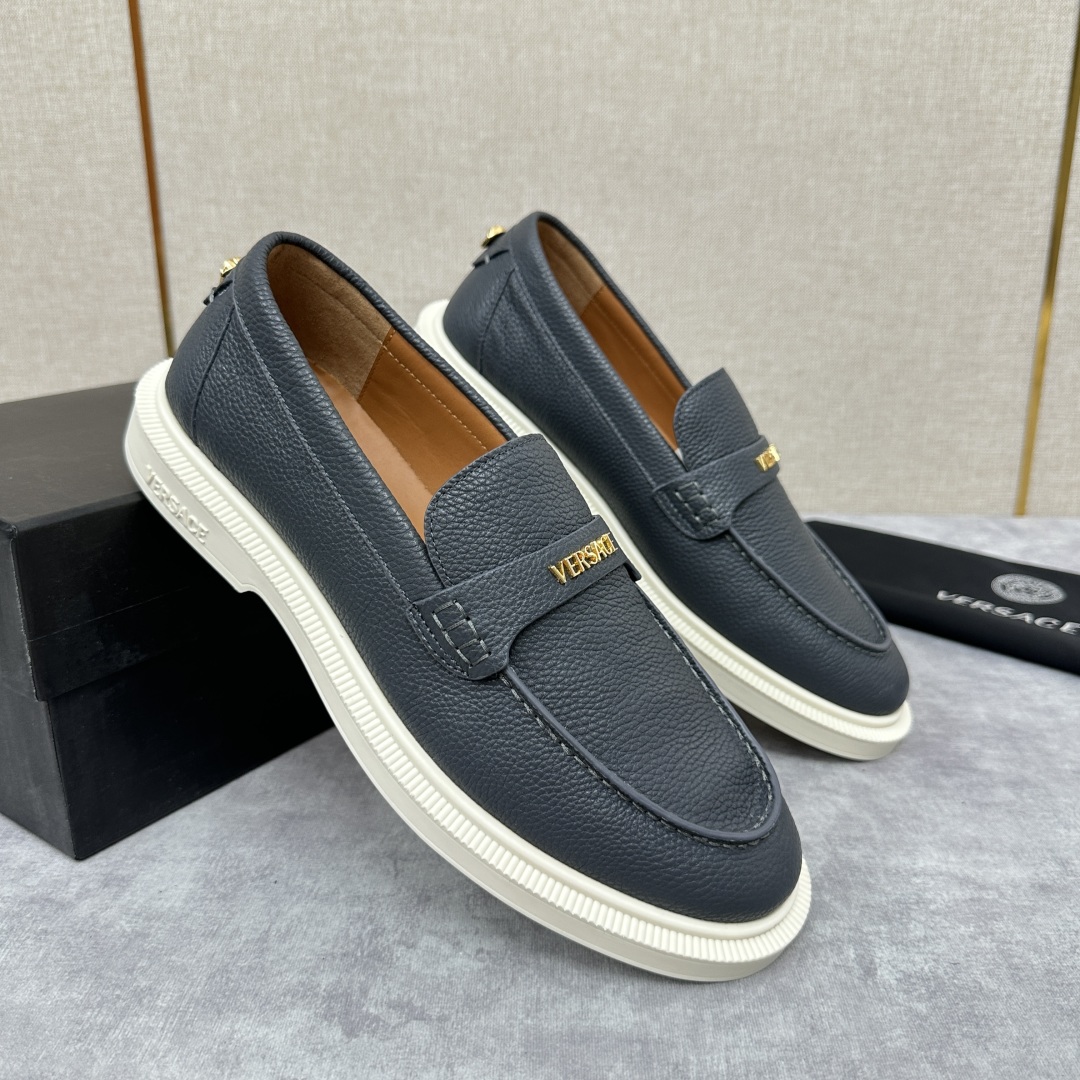 💋💍VS家新品   Versa*  范思-哲   意大利男士休闲乐福鞋上新🆕！这个意大利纯手工鞋履品牌的