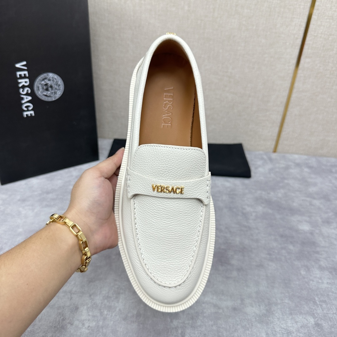 💋💍VS家新品 Versa* 范思-哲 意大利男士休闲乐福鞋上新🆕!这个意大利纯手工鞋履品牌的