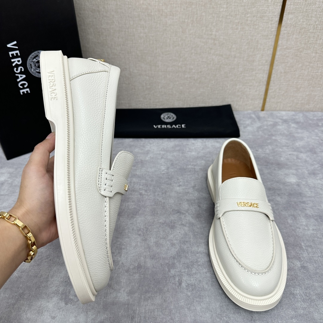 💋💍VS家新品 Versa* 范思-哲 意大利男士休闲乐福鞋上新🆕!这个意大利纯手工鞋履品牌的