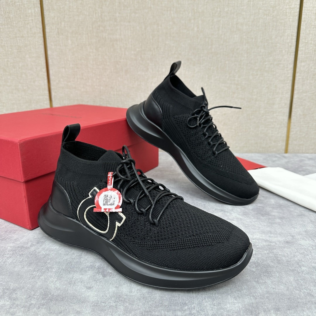 💋 💍SF  菲拉 ** GANCINI 休闲鞋运动鞋系列，厚底休闲鞋可为造型增添一丝时髦的动感活力  