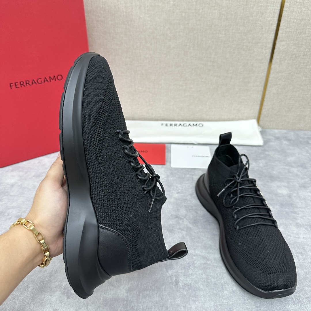 💋 💍SF  菲拉 ** GANCINI 休闲鞋运动鞋系列，厚底休闲鞋可为造型增添一丝时髦的动感活力  