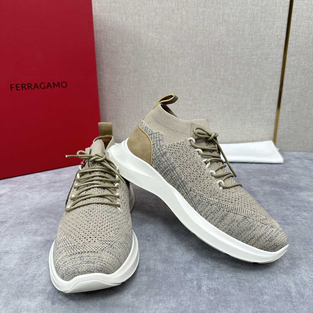 💋 💍SF  菲拉 ** GANCINI 休闲鞋运动鞋系列，厚底休闲鞋可为造型增添一丝时髦的动感活力  