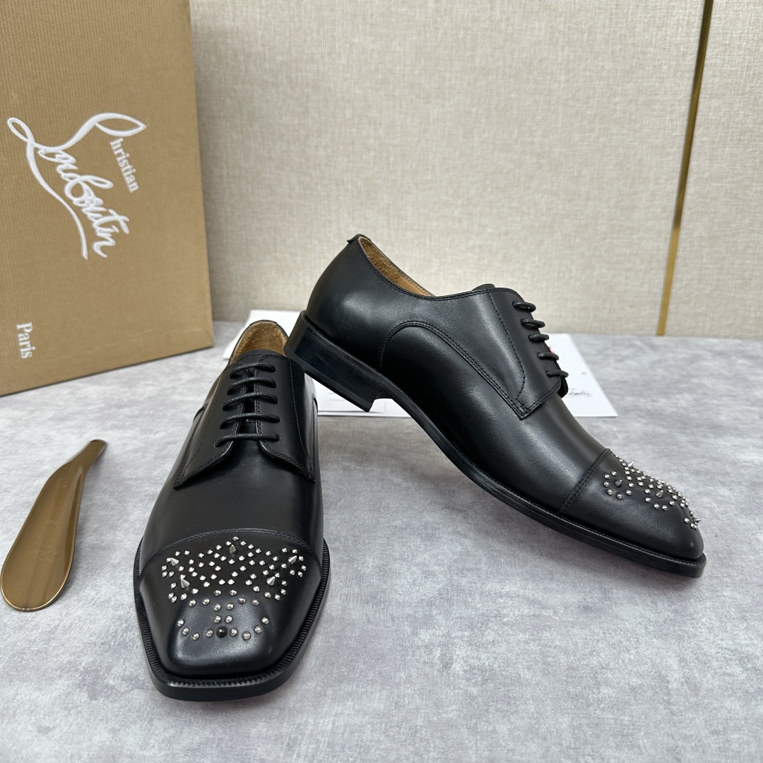 💋💍 CL 新品正装鞋皮鞋  Christia*  Loubouti*  红底鞋  最新推出此款牛津鞋 
