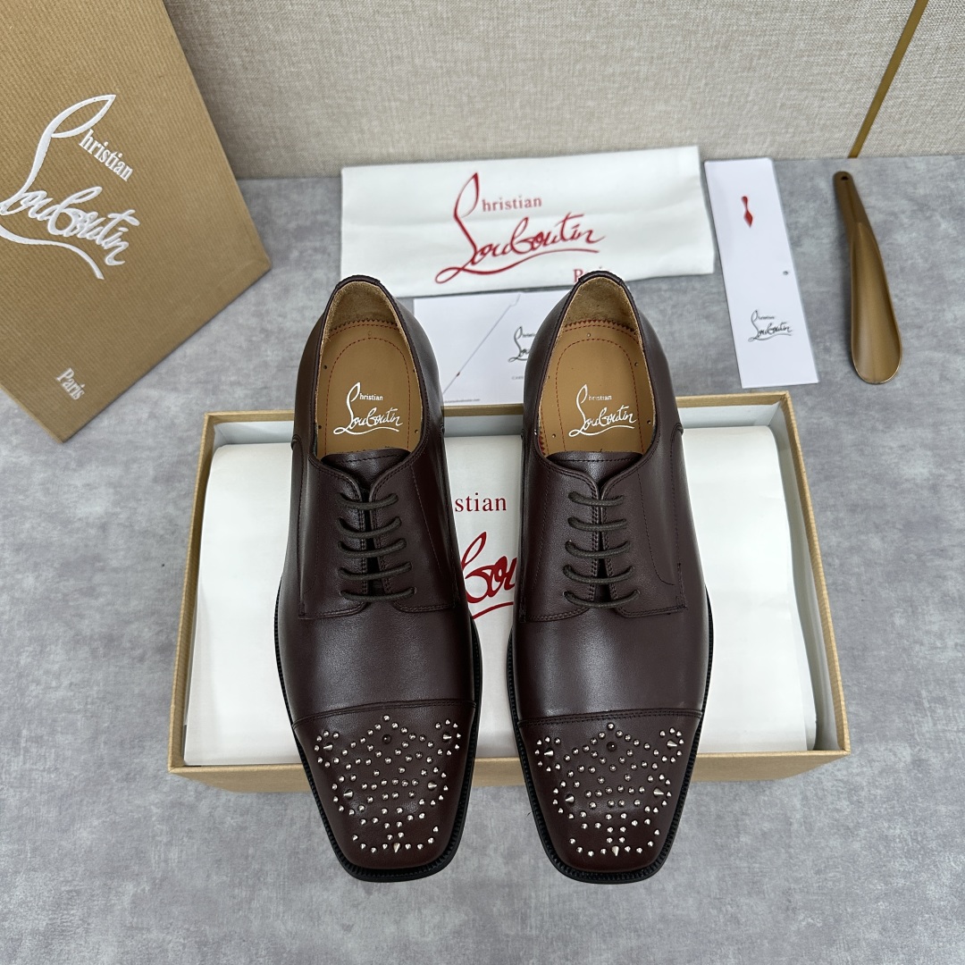 💋💍 CL 新品正装鞋皮鞋  Christia*  Loubouti*  红底鞋  最新推出此款牛津鞋 