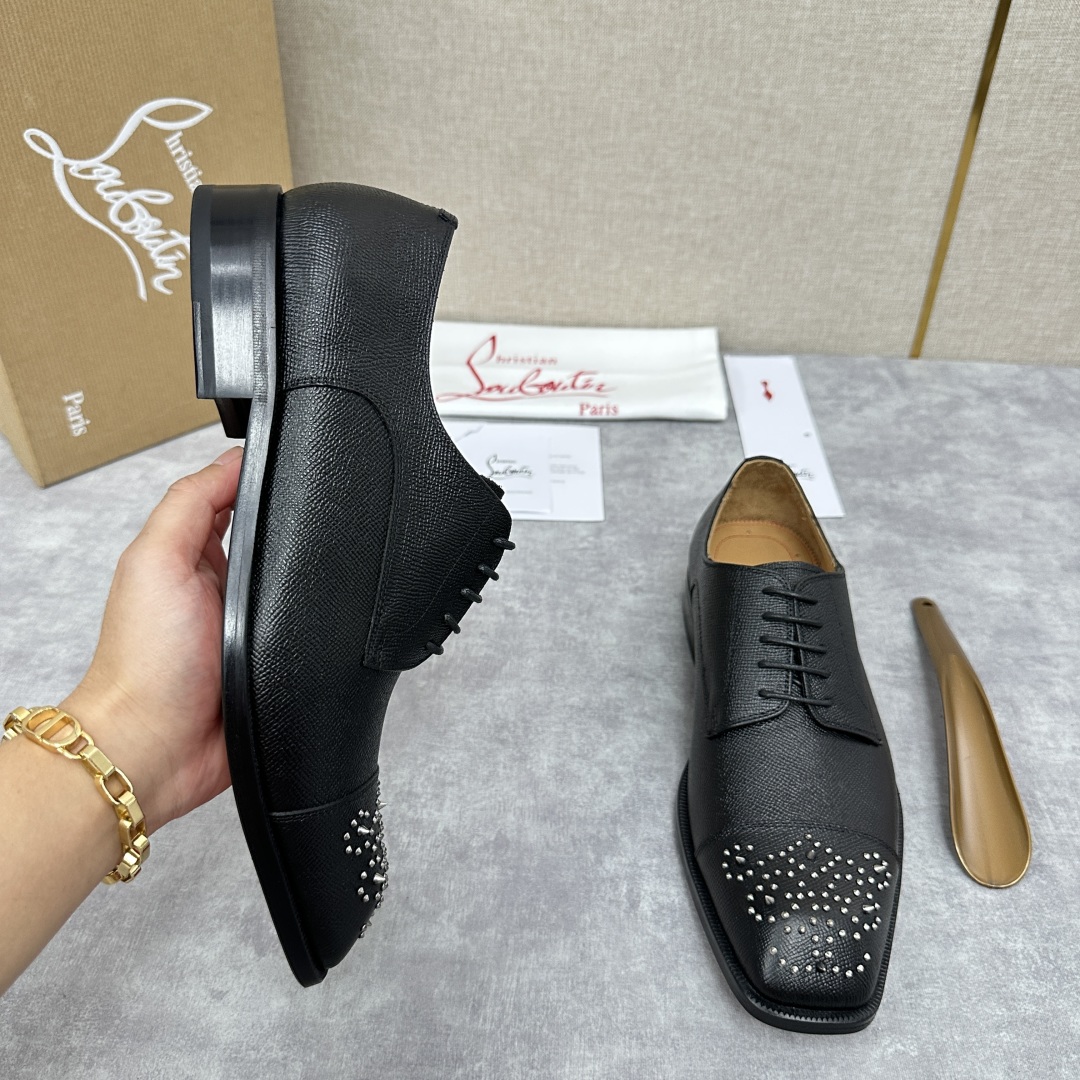 💋💍 CL 新品正装鞋皮鞋  Christia*  Loubouti*  红底鞋  最新推出此款牛津鞋 