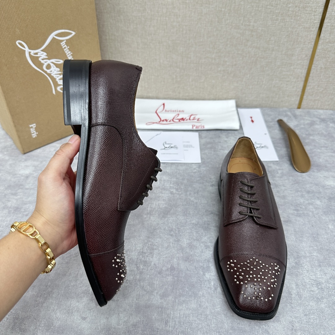💋💍 CL 新品正装鞋皮鞋  Christia*  Loubouti*  红底鞋  最新推出此款牛津鞋 