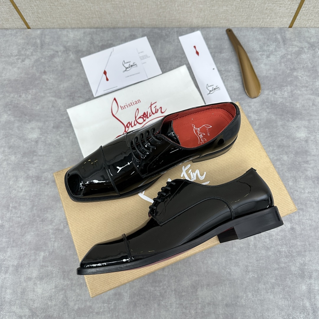 💋💍 CL 新品正装鞋皮鞋  Christia*  Loubouti*  红底鞋  最新推出此款牛津鞋 