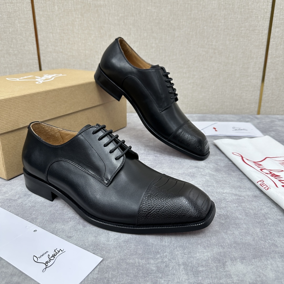 💋💍 CL 新品正装鞋皮鞋  Christia*  Loubouti*  红底鞋  最新推出此款牛津鞋 