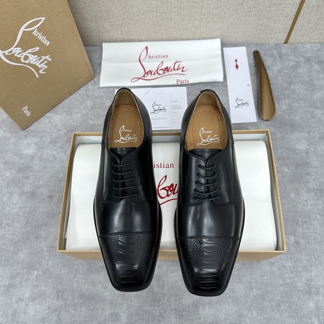 💋💍 CL 新品正装鞋皮鞋  Christia*  Loubouti*  红底鞋  最新推出此款牛津鞋 