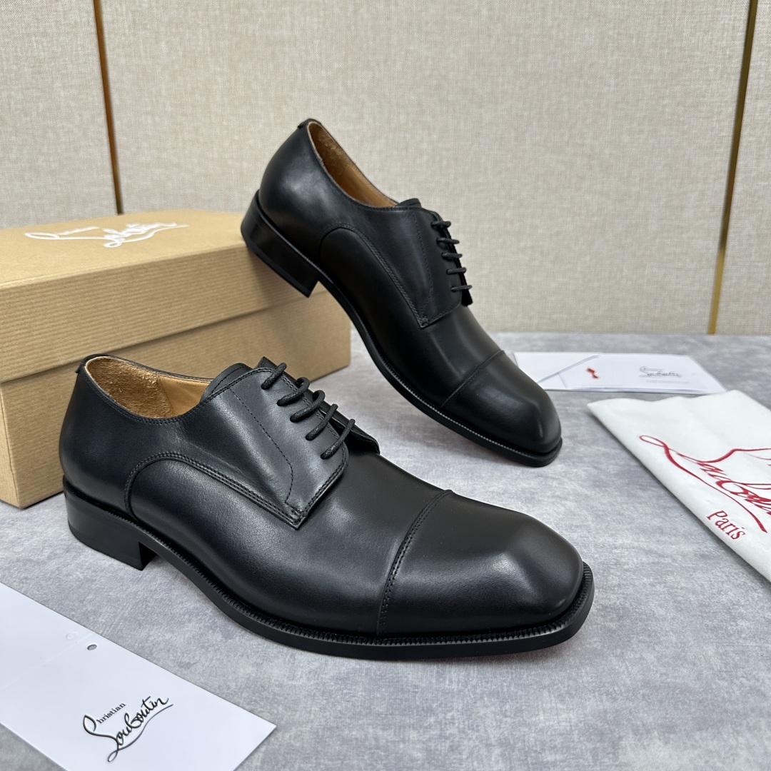 💋💍 CL 新品正装鞋皮鞋  Christia*  Loubouti*  红底鞋  最新推出此款牛津鞋 
