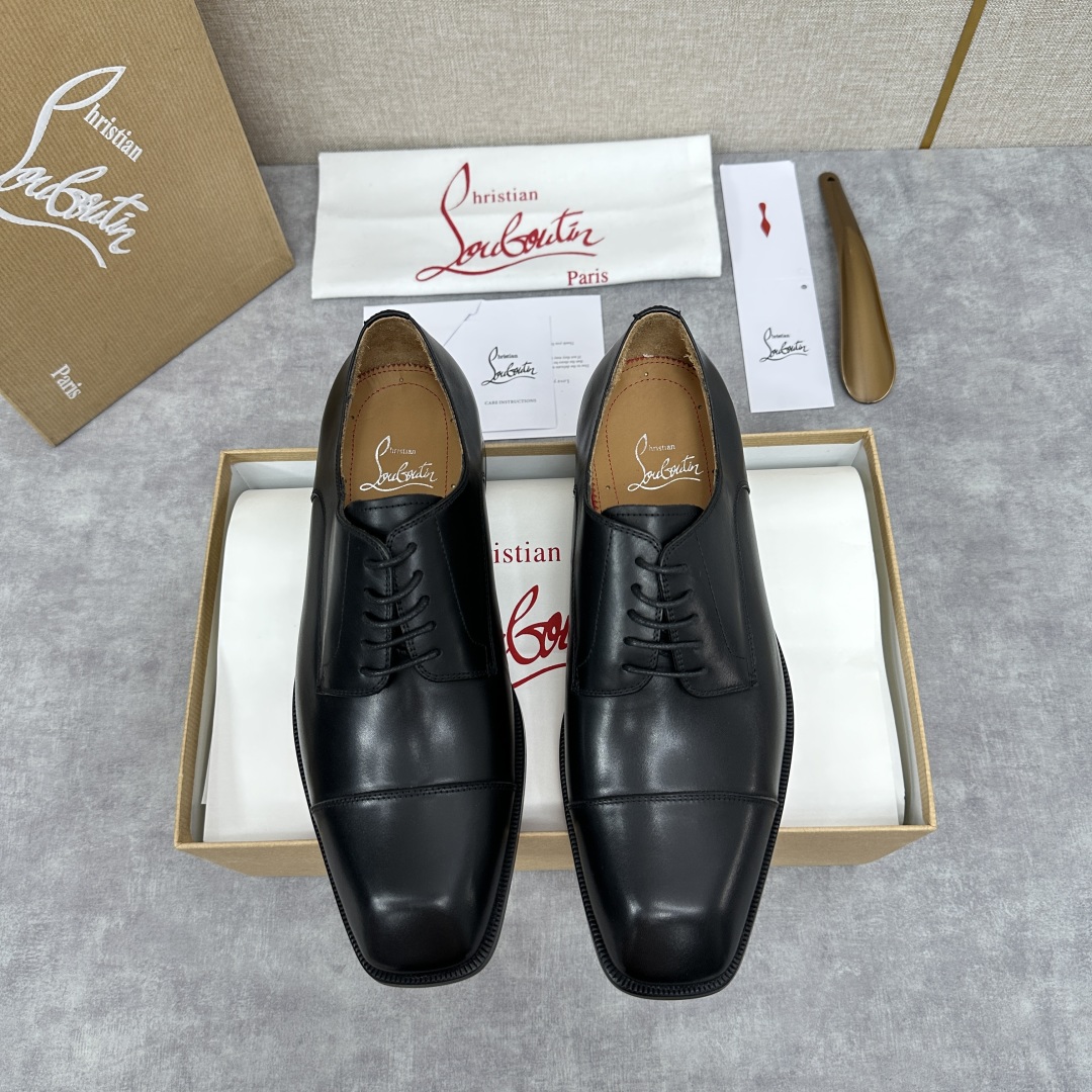 💋💍 CL 新品正装鞋皮鞋  Christia*  Loubouti*  红底鞋  最新推出此款牛津鞋 