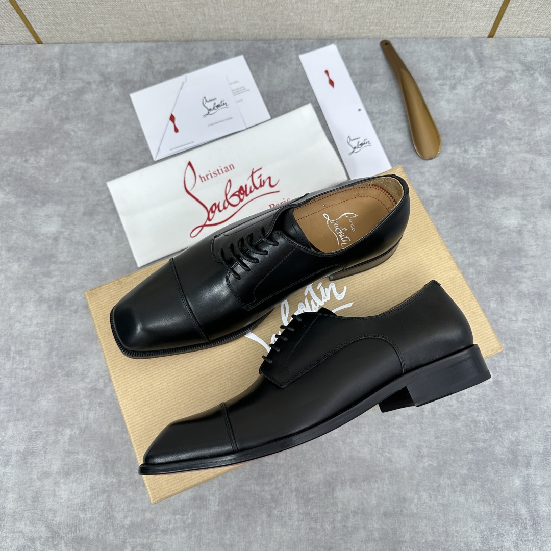 💋💍 CL 新品正装鞋皮鞋  Christia*  Loubouti*  红底鞋  最新推出此款牛津鞋 