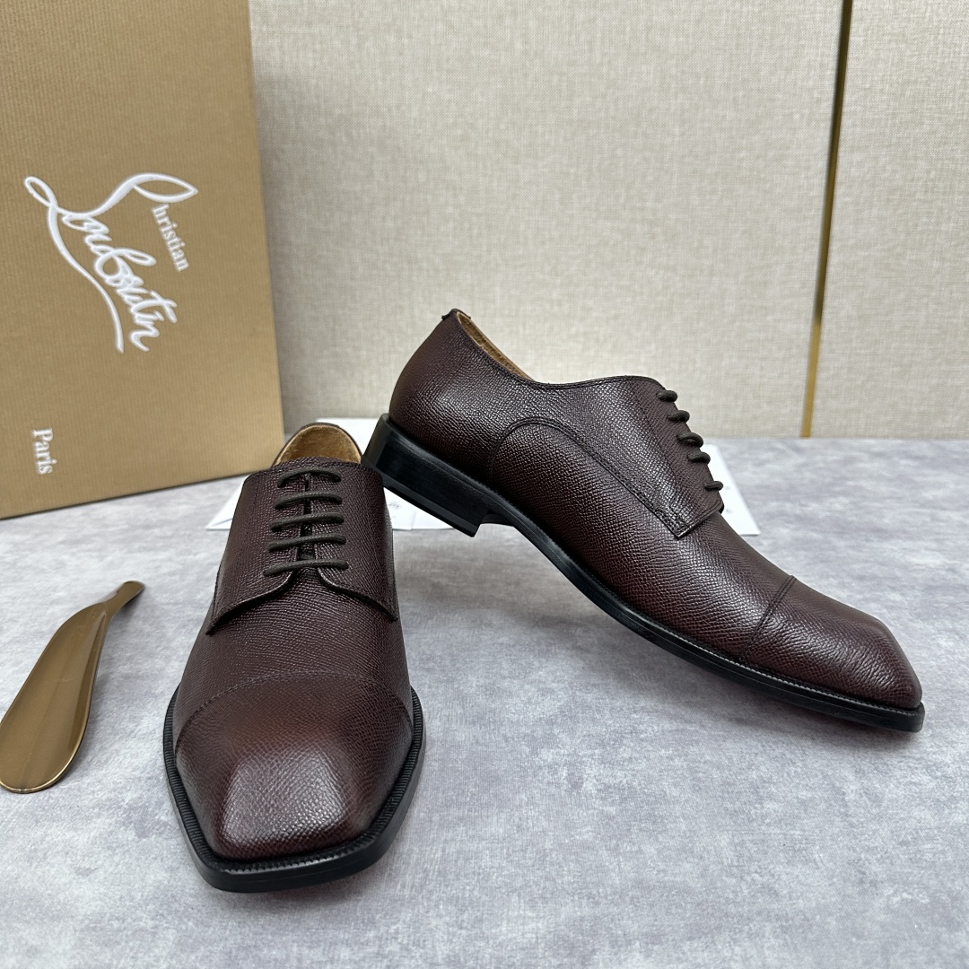 💋💍 CL 新品正装鞋皮鞋  Christia*  Loubouti*  红底鞋  最新推出此款牛津鞋 