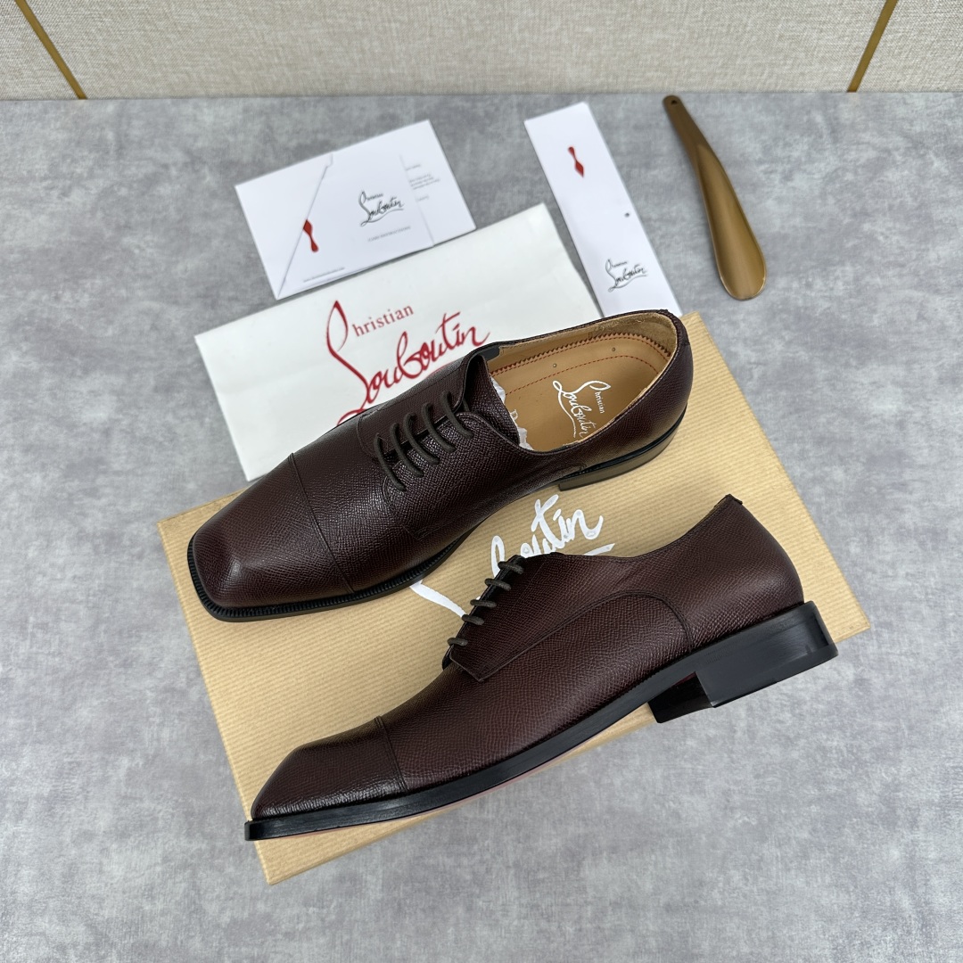 💋💍 CL 新品正装鞋皮鞋  Christia*  Loubouti*  红底鞋  最新推出此款牛津鞋 
