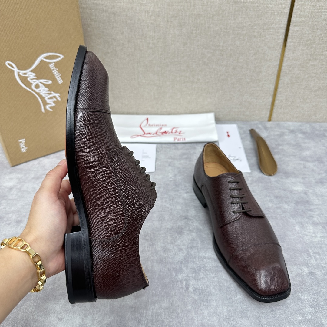 💋💍 CL 新品正装鞋皮鞋  Christia*  Loubouti*  红底鞋  最新推出此款牛津鞋 