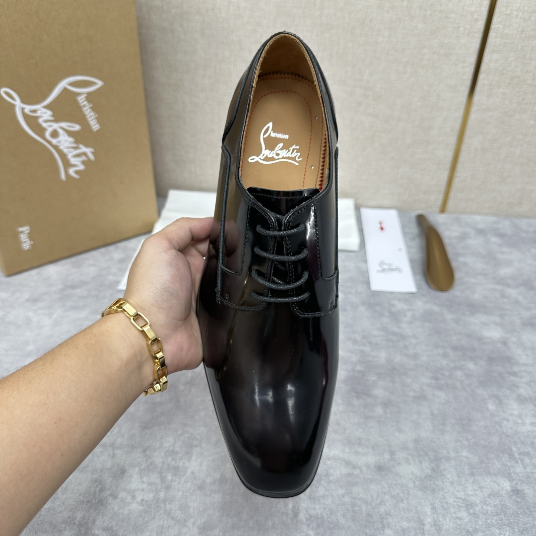 💋💍 CL 新品正装鞋皮鞋  Christia*  Loubouti*  红底鞋  最新推出此款光面牛津