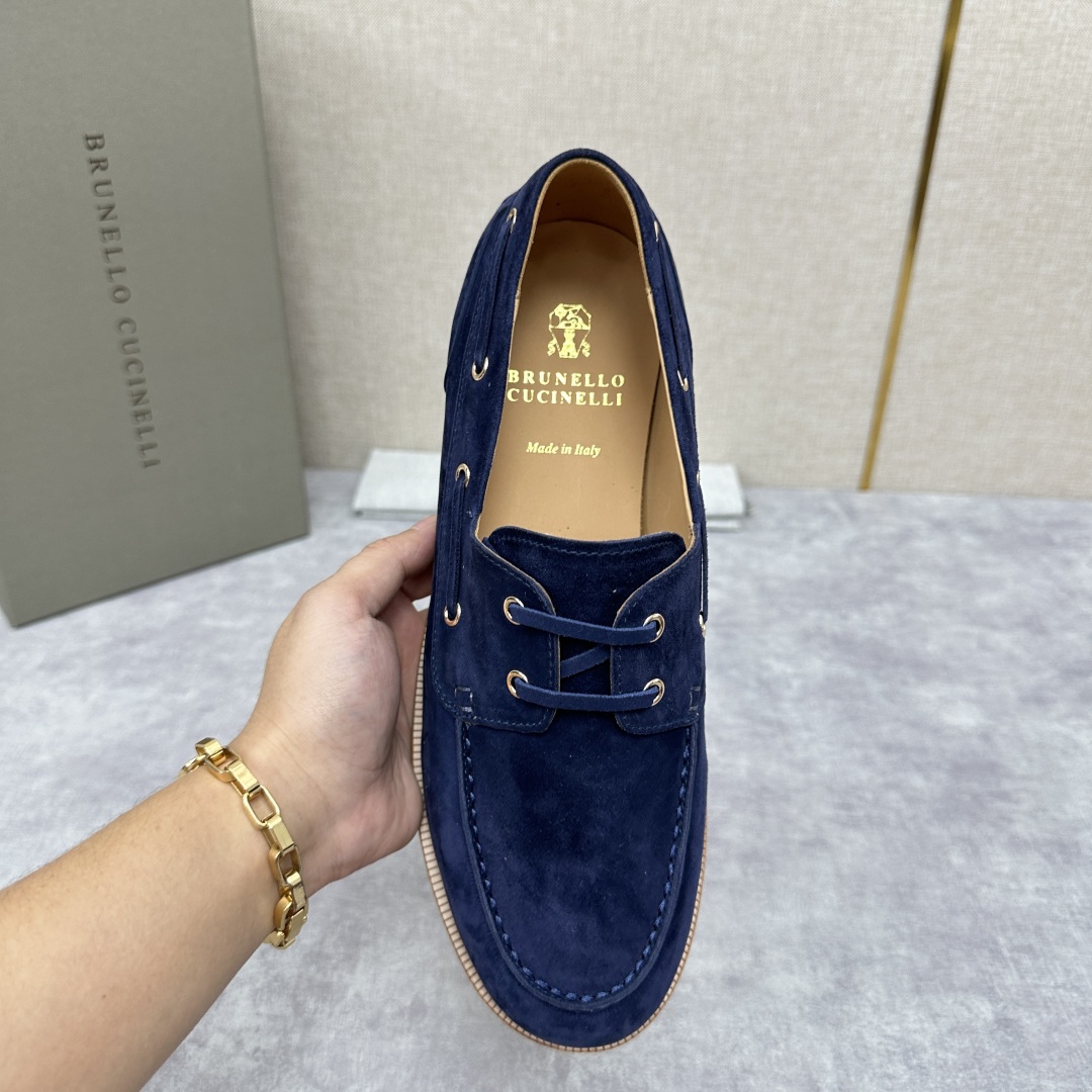 💋💍BC家   新品发售🆕Brunel*o Cucinell*  新款麂皮绒双孔船鞋  面料采用进口反绒