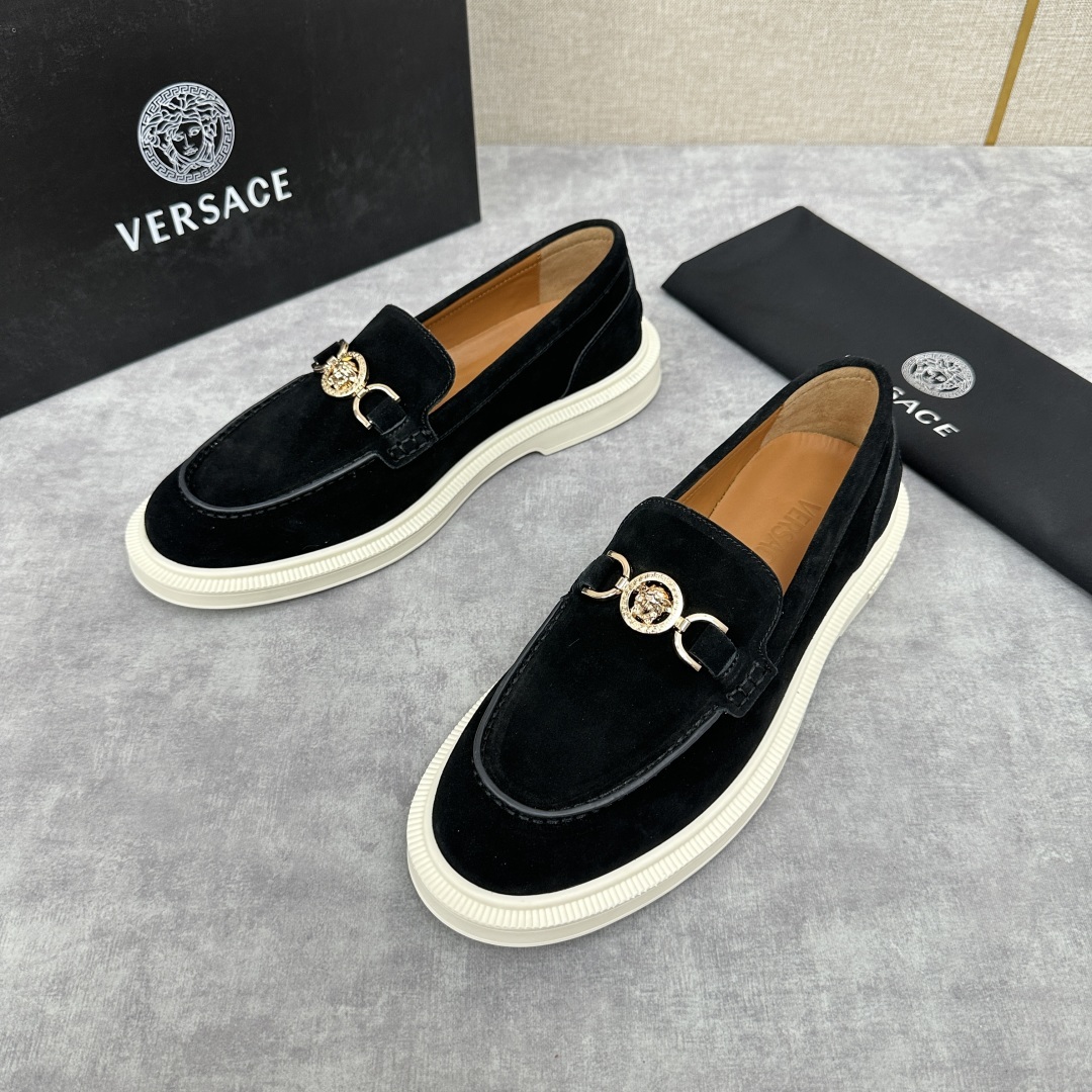 💋💍VS家新品 Versa* 范思-哲 意大利男士休闲乐福鞋上新🆕!这个意大利纯手工鞋履品牌的