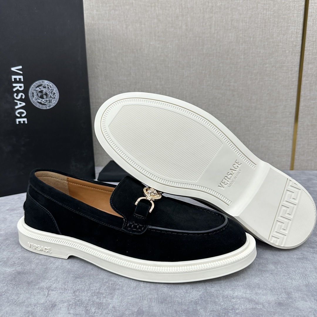 💋💍VS家新品 Versa* 范思-哲 意大利男士休闲乐福鞋上新🆕!这个意大利纯手工鞋履品牌的