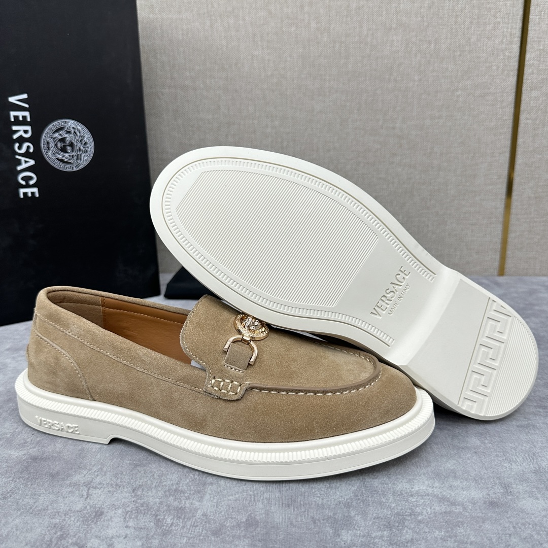 💋💍VS家新品   Versa*  范思-哲   意大利男士休闲乐福鞋上新🆕！这个意大利纯手工鞋履品牌的